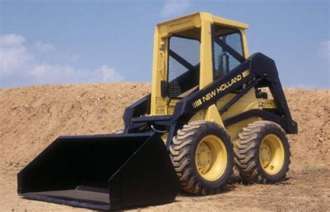 new holland l451 skid steer